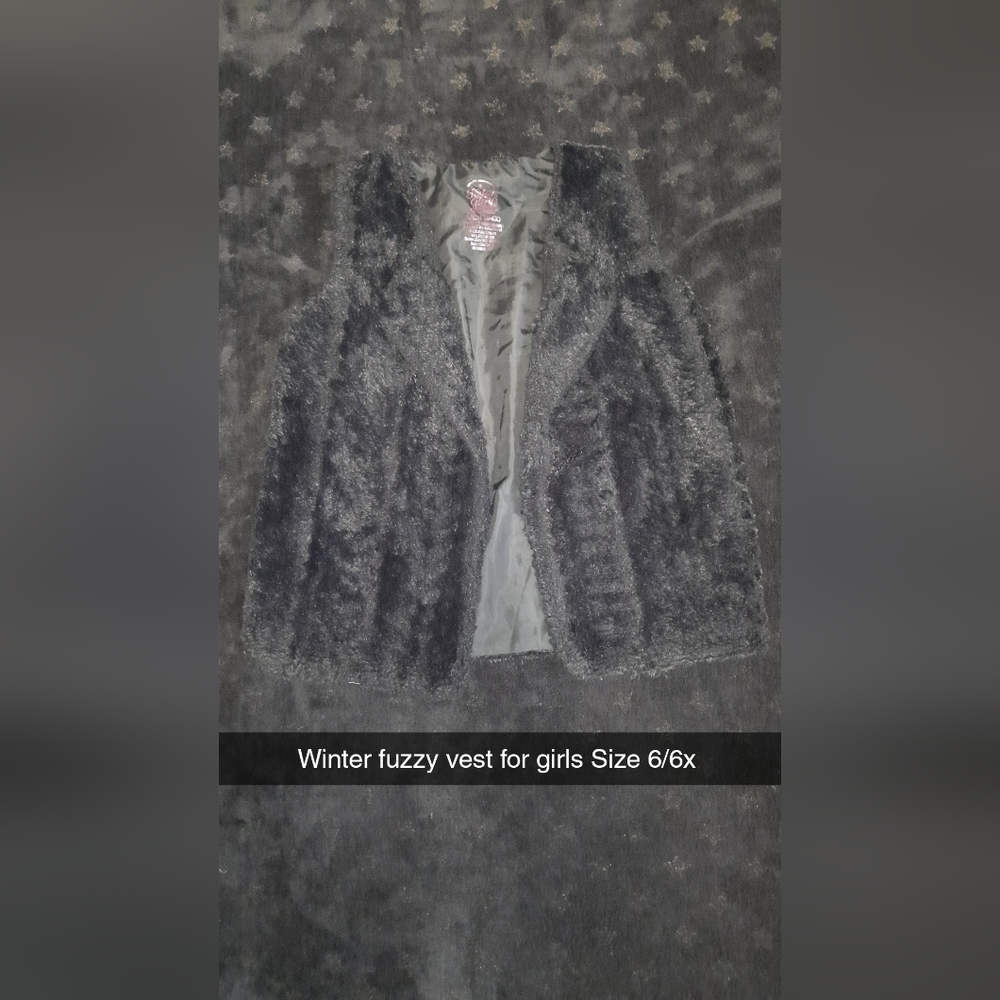 Girls Fuzzy Vest
